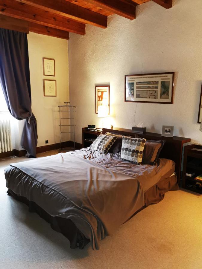 maison de campagne Isomes Extérieur photo